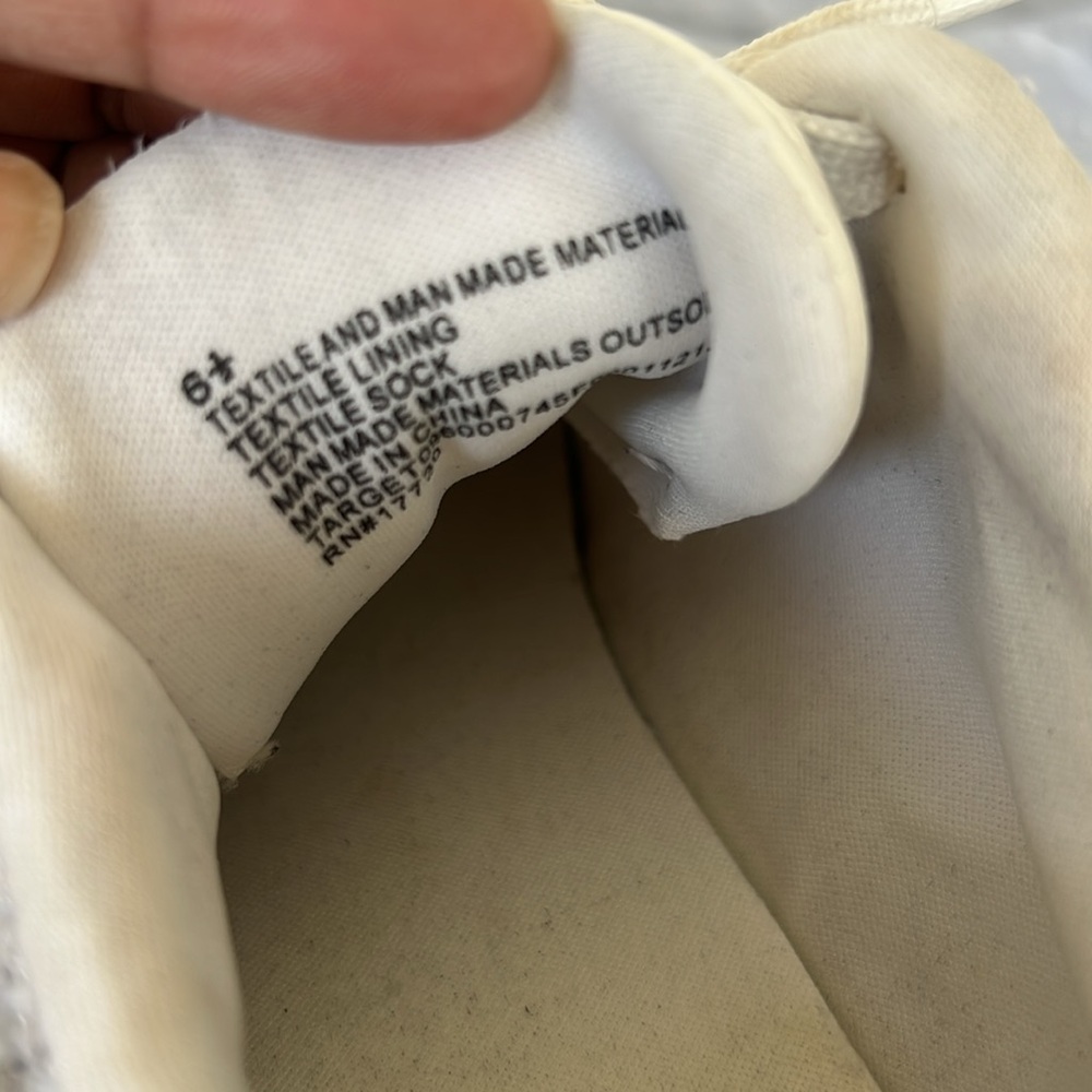 Universal Thread Persephone Memory Foam Platform … - image 4